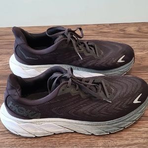 Hoka One One Arai 6 Mens 11.5 D 1123194 BWHT Black Running Sneakers